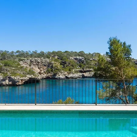 Cala Figuera Villa *